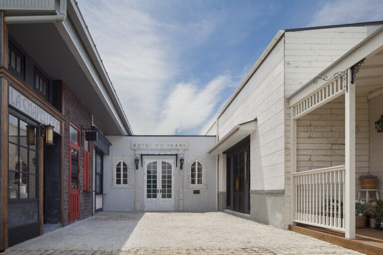 フレスタの撮影スタジオのファサード