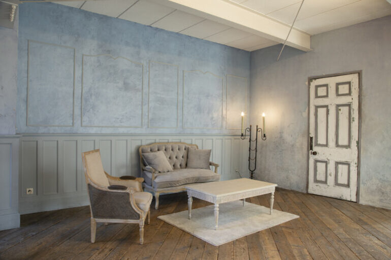 ソファのあるフレスタの撮影スタジオ